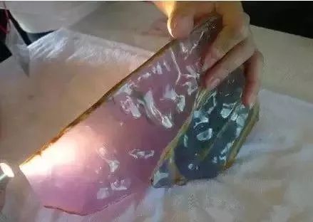 翡翠赌石，是一夜暴富神话还是陷阱！